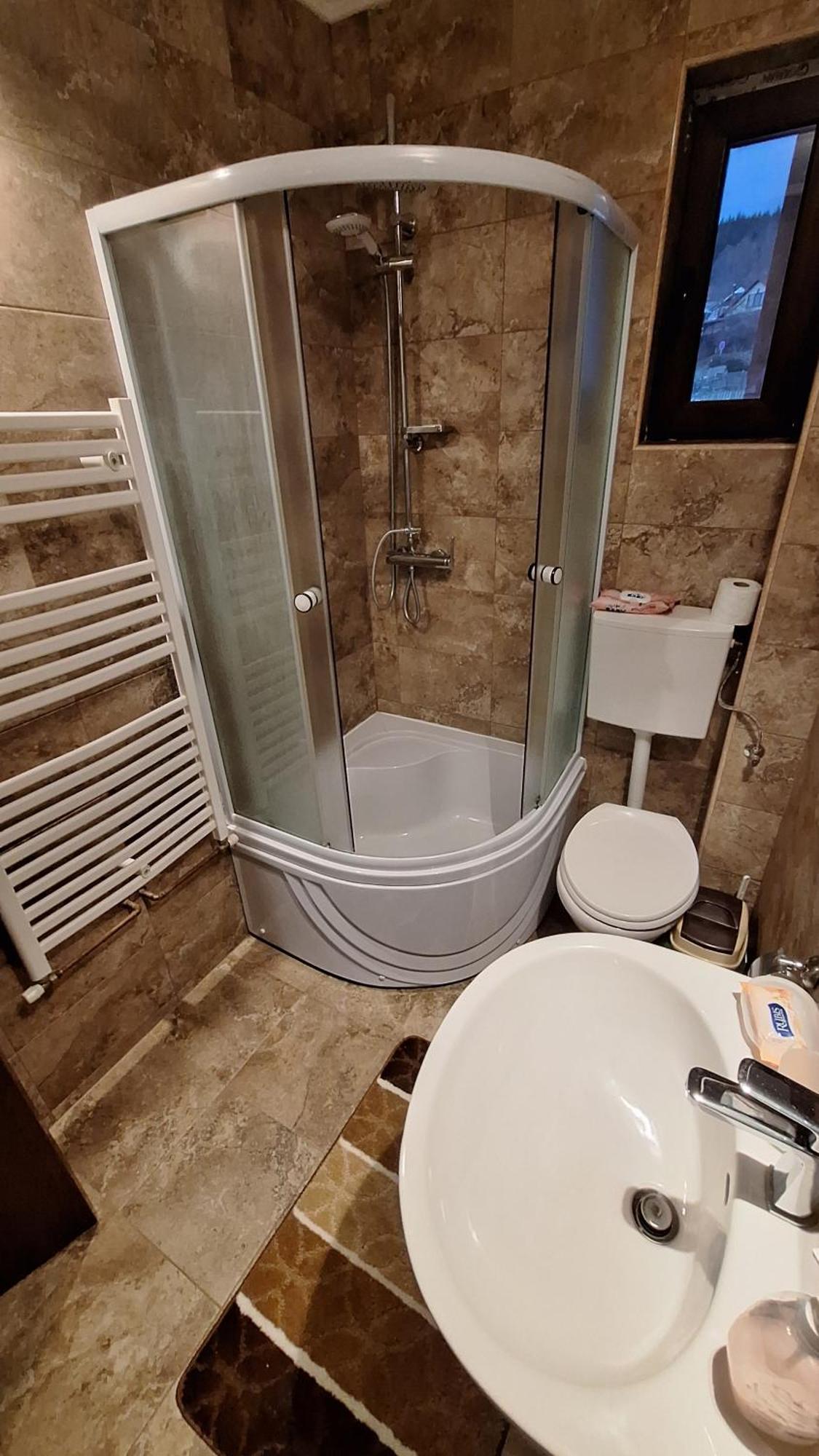 Casa Antonia Hotell Azuga Eksteriør bilde