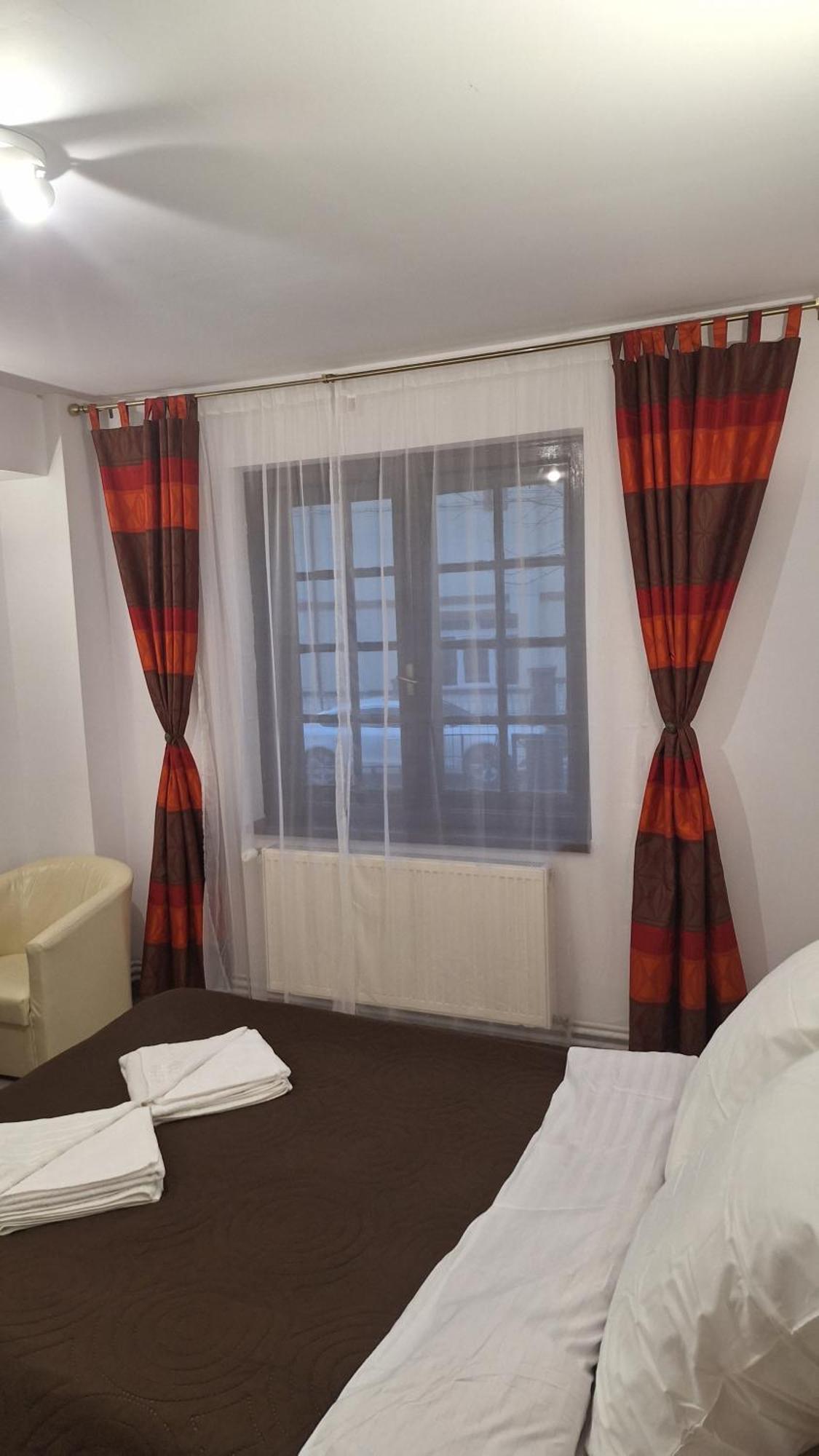 Casa Antonia Hotell Azuga Eksteriør bilde