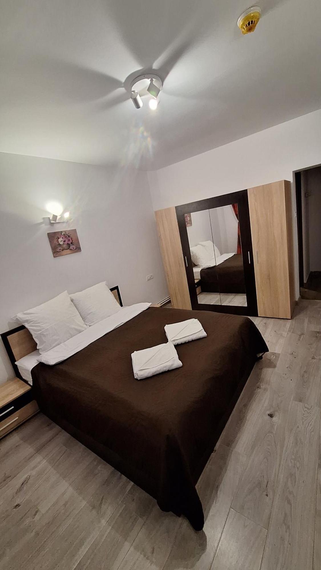 Casa Antonia Hotell Azuga Eksteriør bilde